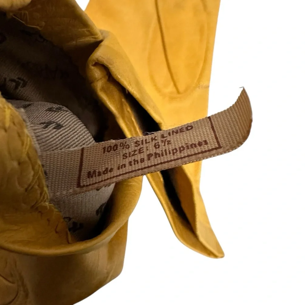 Vintage Aris Womens 100% Silk Lined Leather Gloves Size 6.5 Yellow